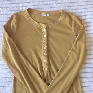 Women’s Gap Modern Henley T-Shirt